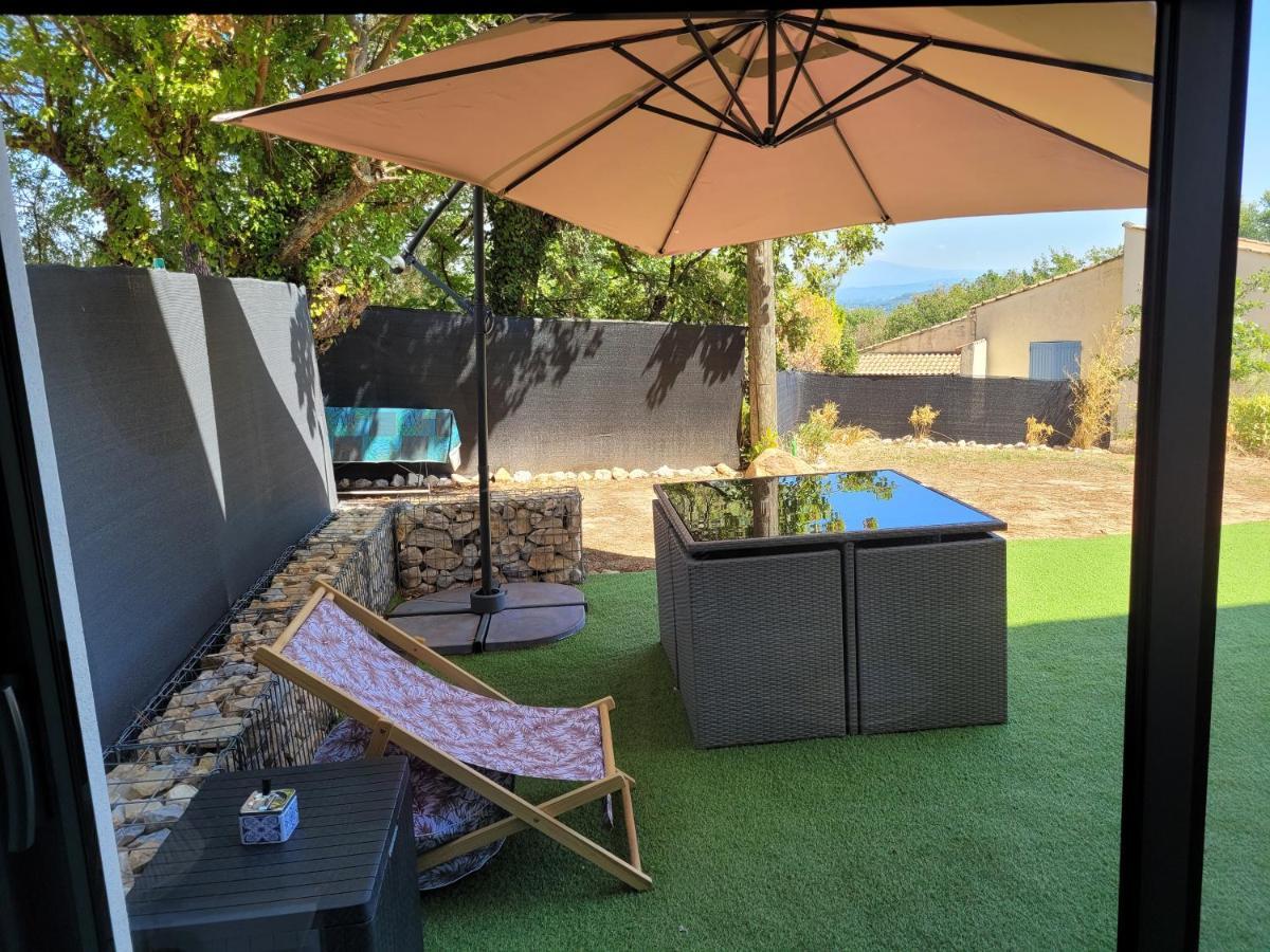 Appartement tout équipé en rez-de-jardin entre Gard et Ardèche Saint-Julien-de-Peyrolas Esterno foto